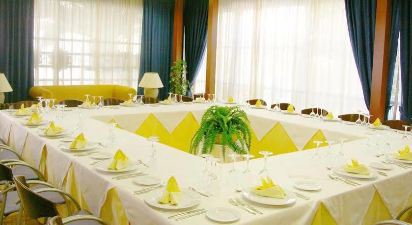 Apartamentos Turisticos Biarritz - Bloque I Gandie Extérieur photo